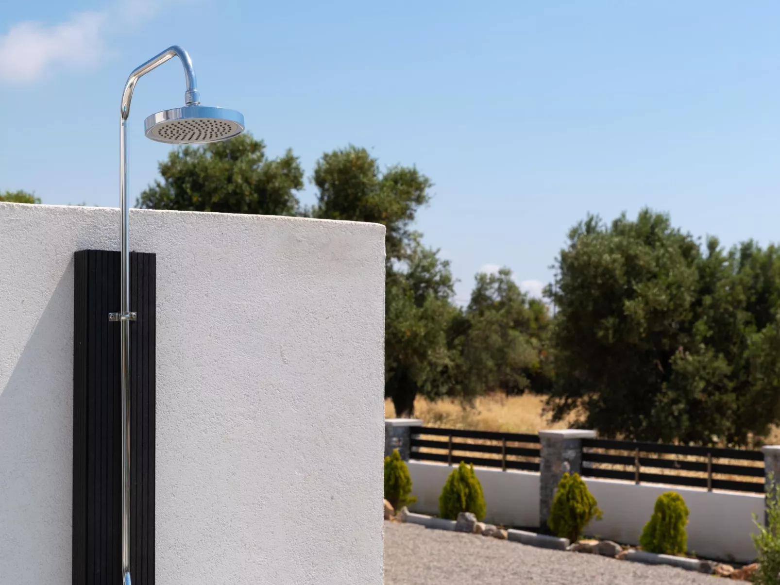 Giannis suite-Image-tags.info