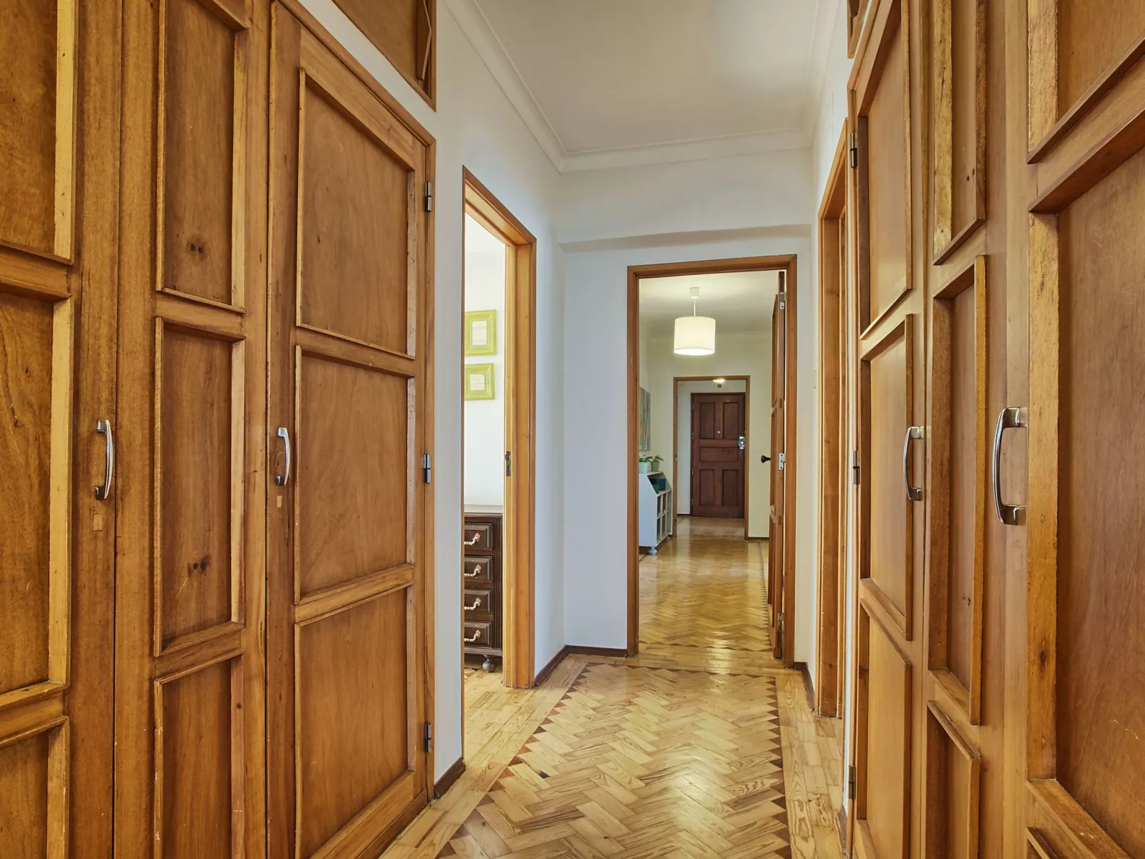 Studio für 17 Personen und 1 Kind in Lissabon-Image-tags.info