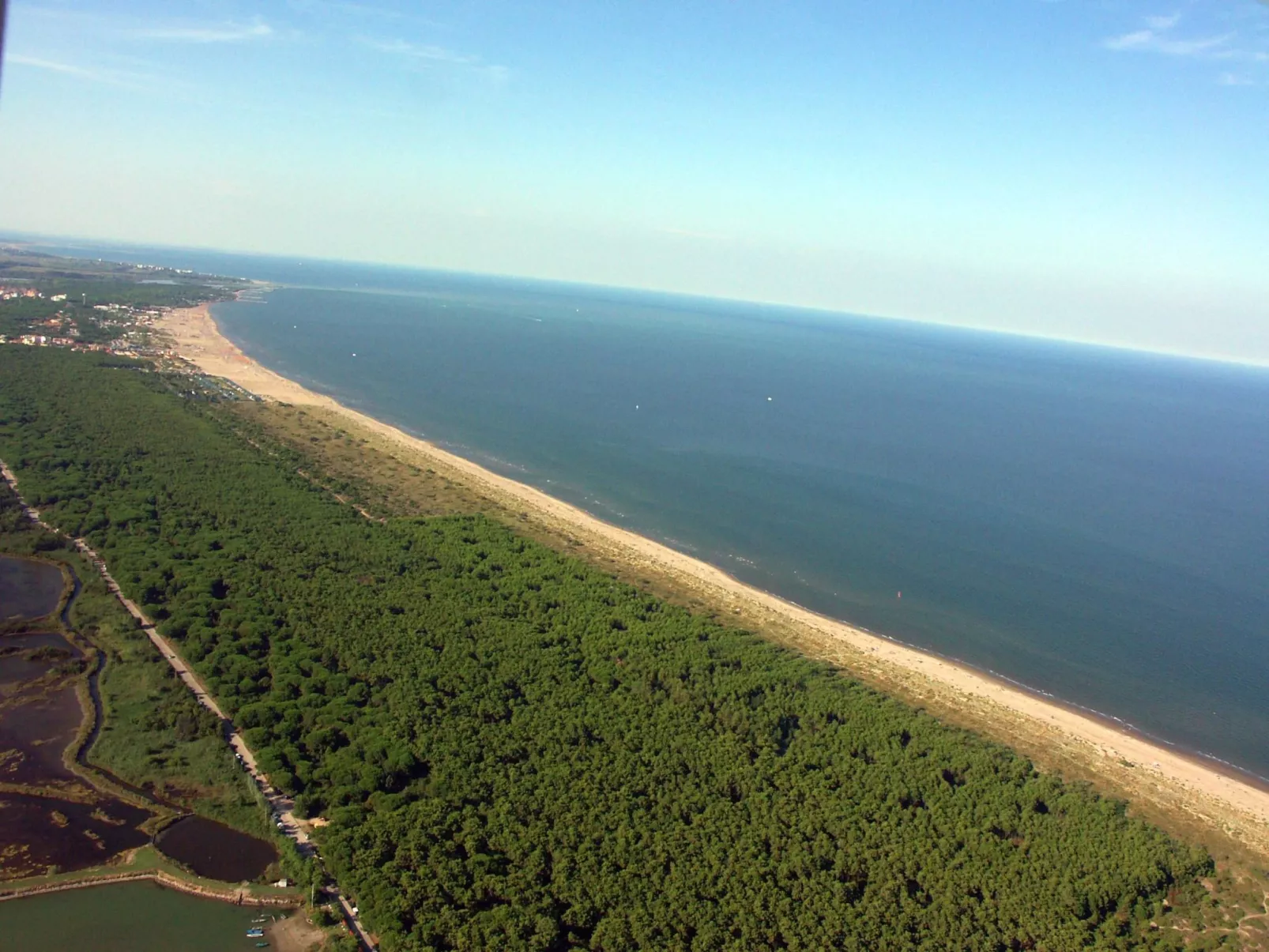 'Milan' mit Balkon-Buiten