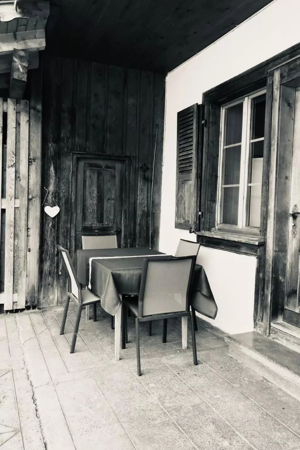 Neue 2.5- Zimmer Ferienwohnung im dreigenerationen Bauernhaus-Image-tags.info