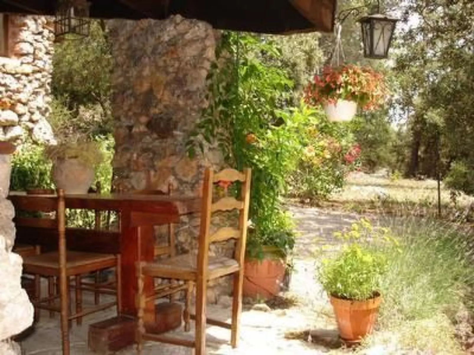 "La petite maison" (Das kleine Haus)-Buiten