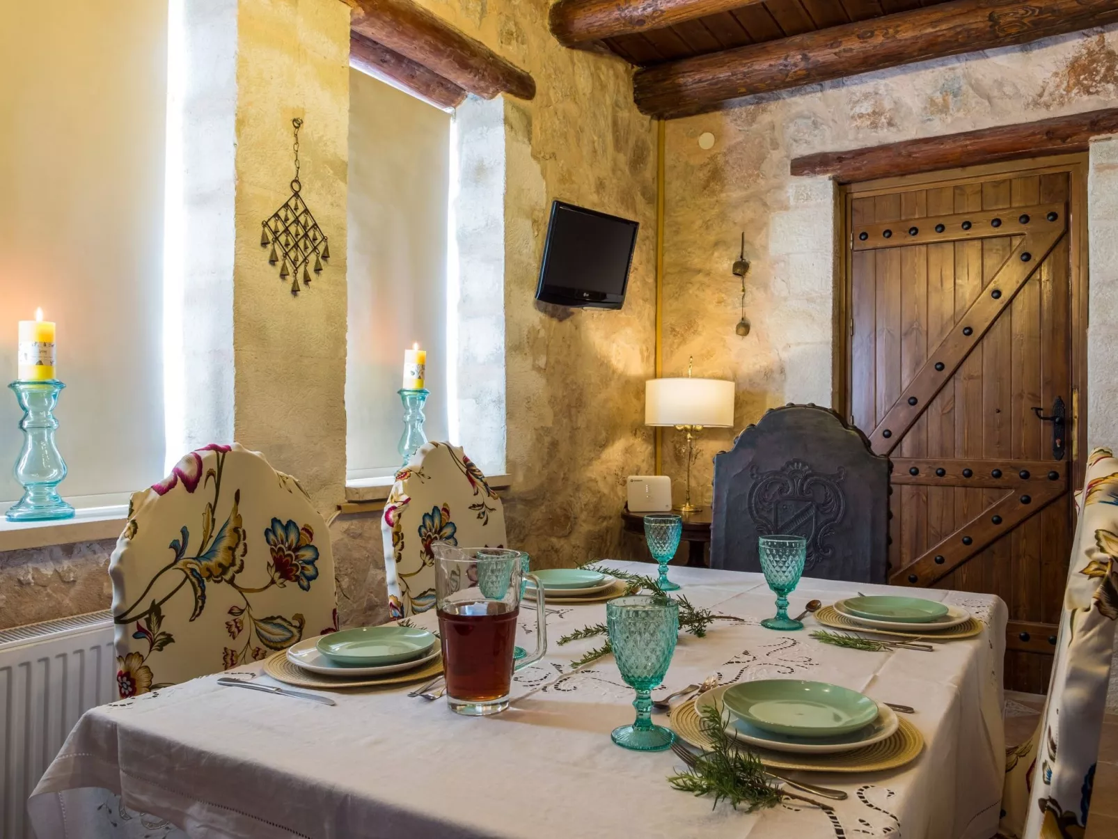 Villa aus Stein "Galatia"-Image-tags.info