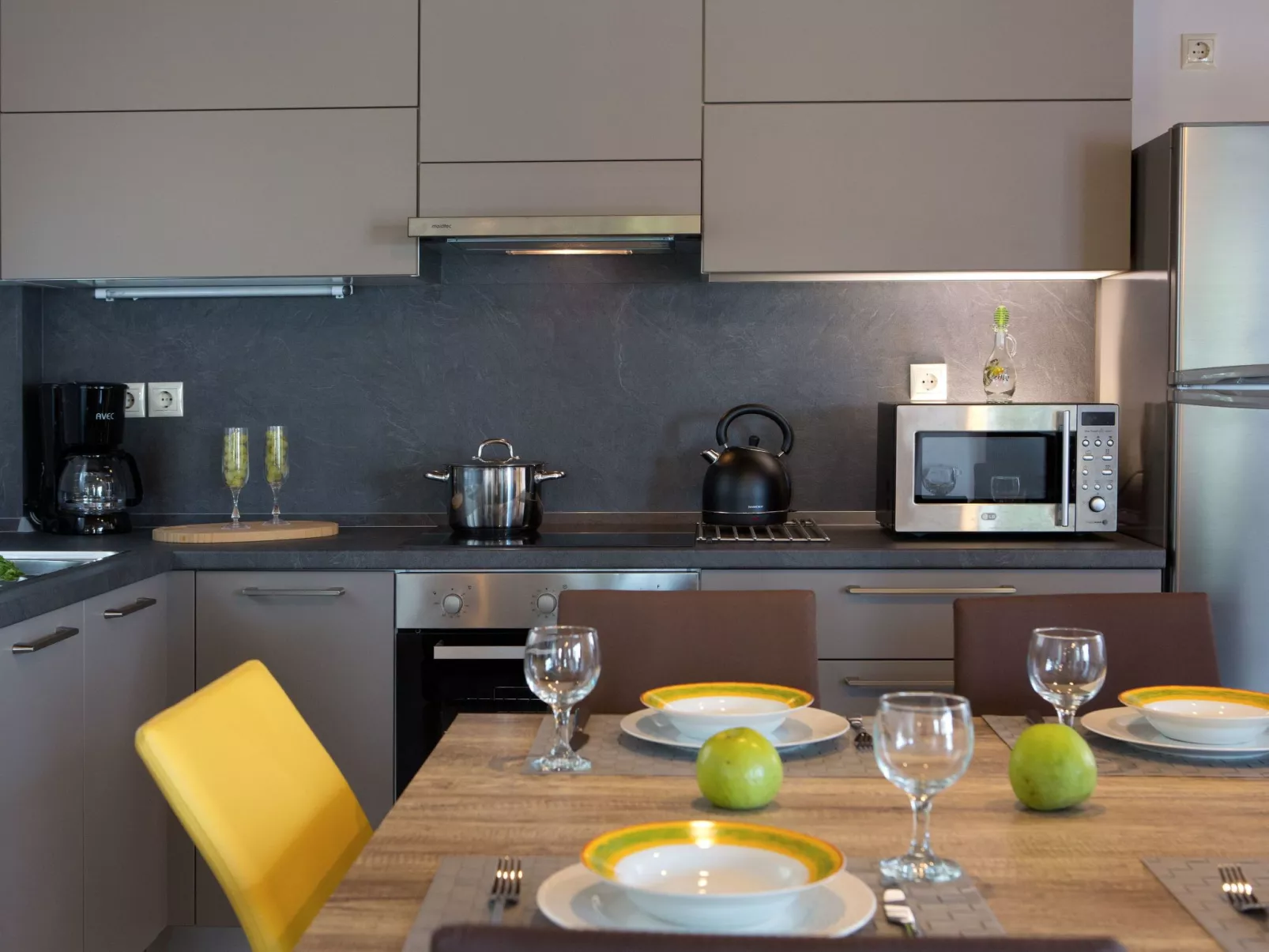 Herrliche Villa mit schönem Pool, Terrasse und Meerblick-Image-tags.info