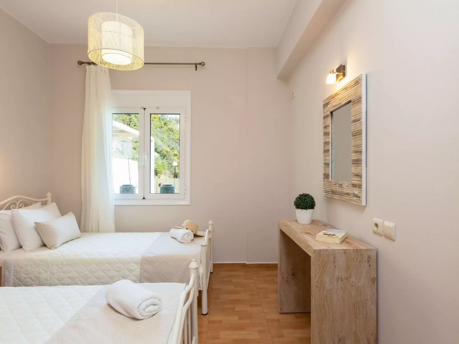 Entspannen Sie sich in der Villa mit privatem Pool, BBQ und Tischtennisplatte-Image-tags.info