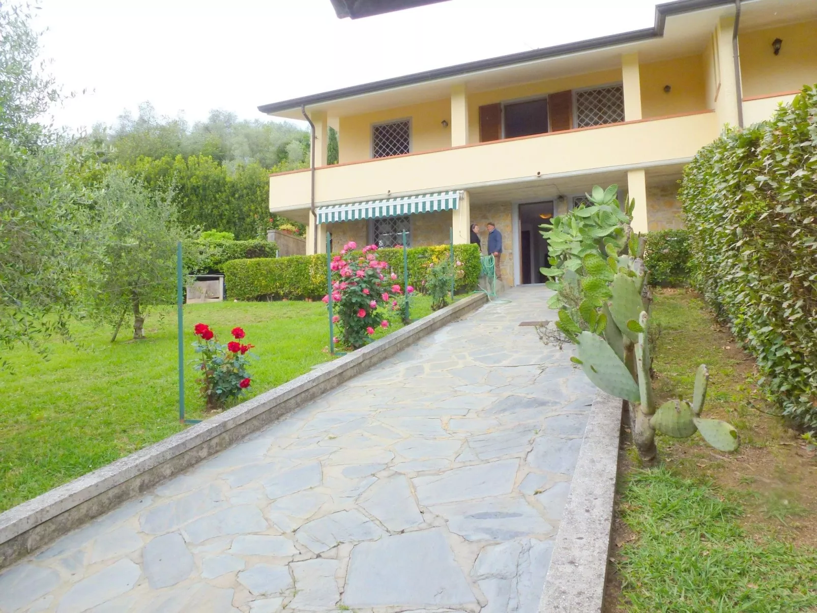 TV003 Natalia Sotto-Buiten