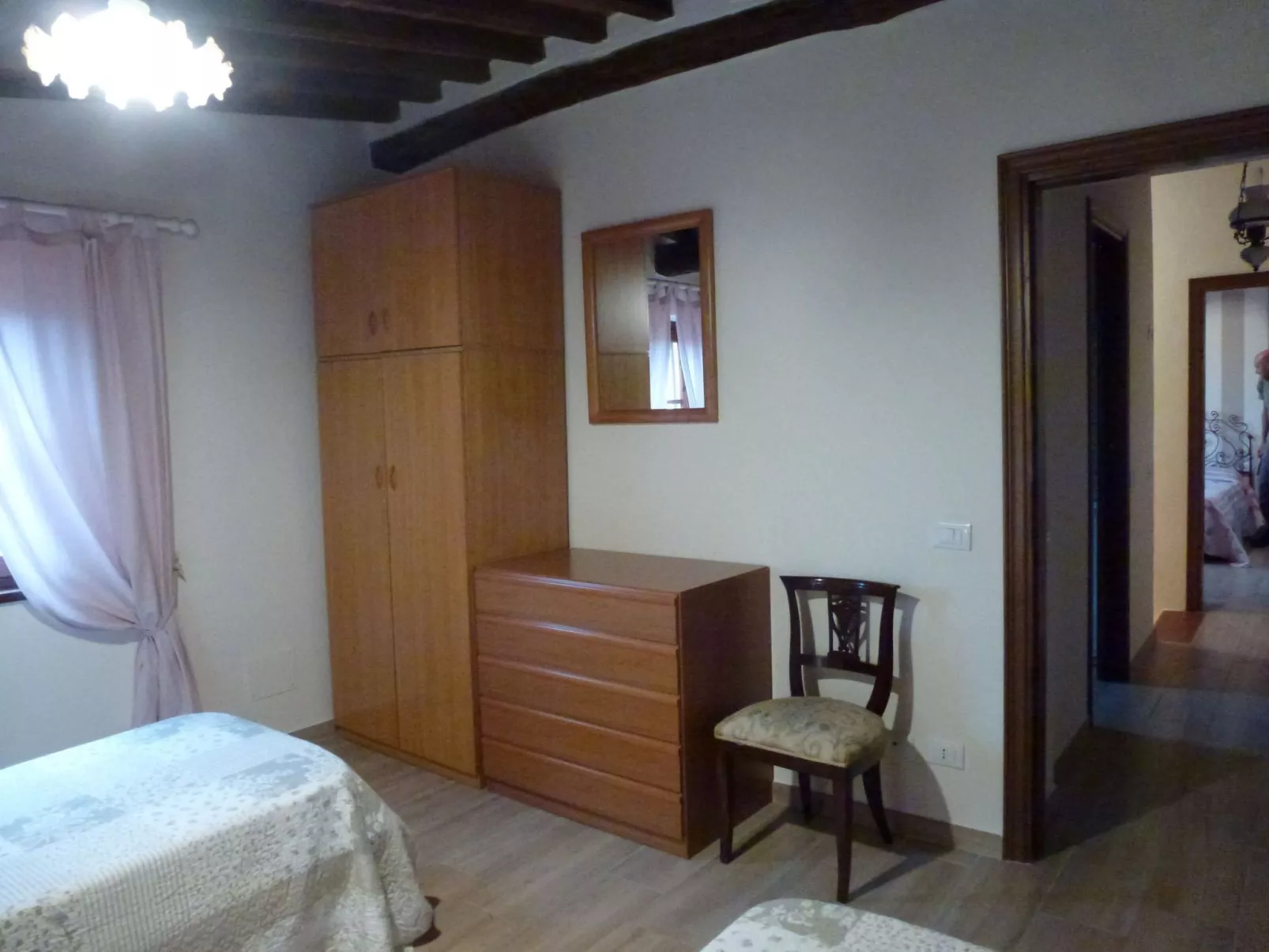 Rustico inmitten eines Olivenhainens-Binnen