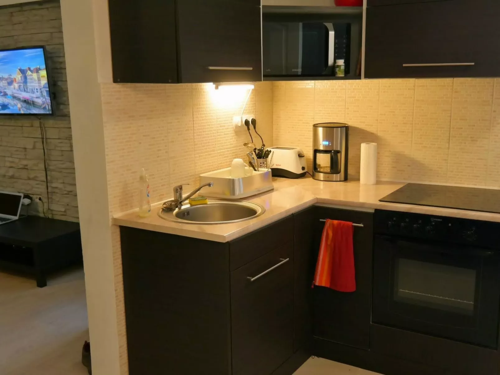 Moderne Ferienwohnung in Ujlipotvaros mit Garten-Image-tags.info