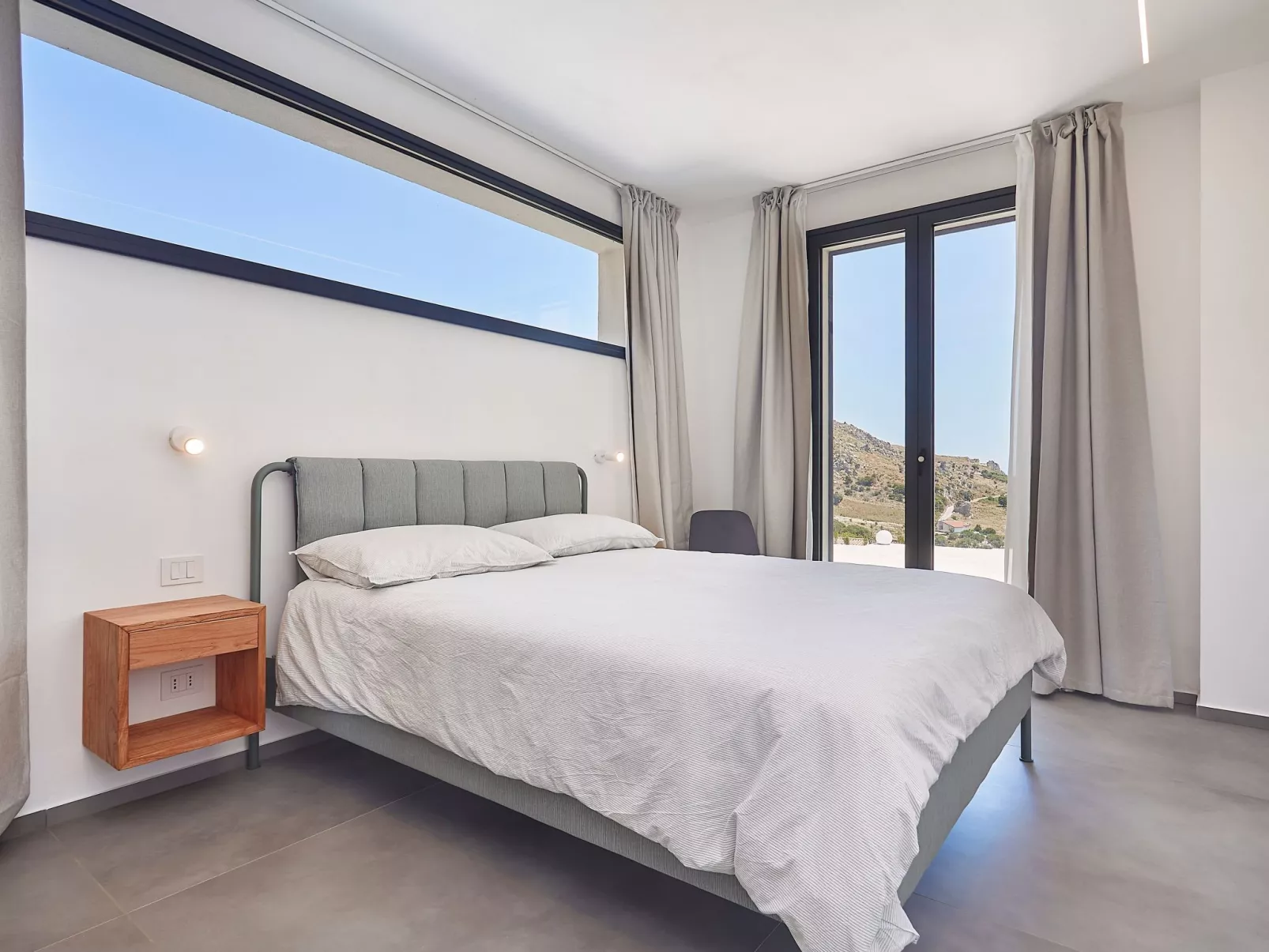 'Villa Muntaja' mit privatem Pool-Binnen