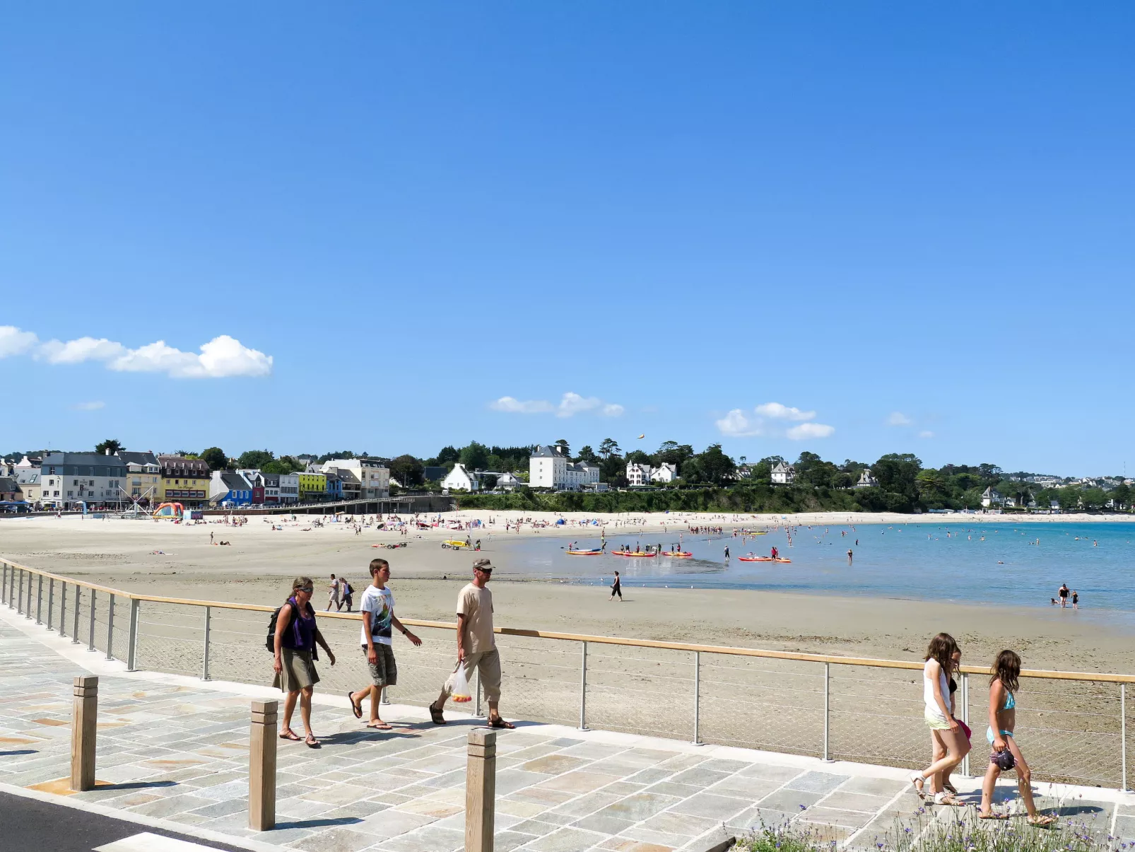 Haus mit Garten und herrlichem Meerblick-Omgeving