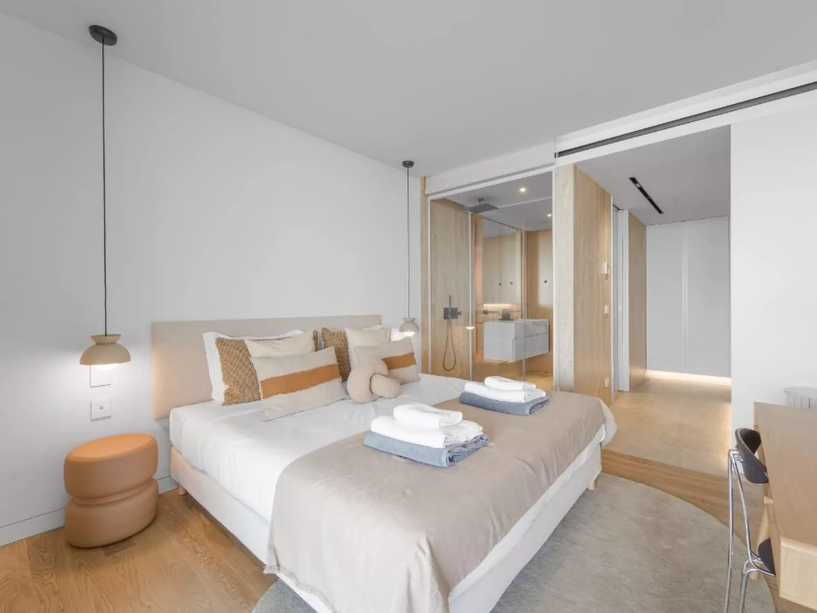 "Savoy Luxury Apart."-Image-tags.info