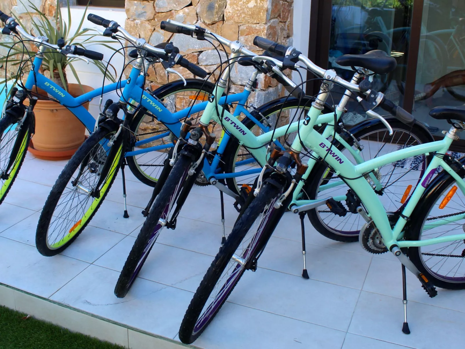 Mit Blick auf das Wasser-Image-tags.info