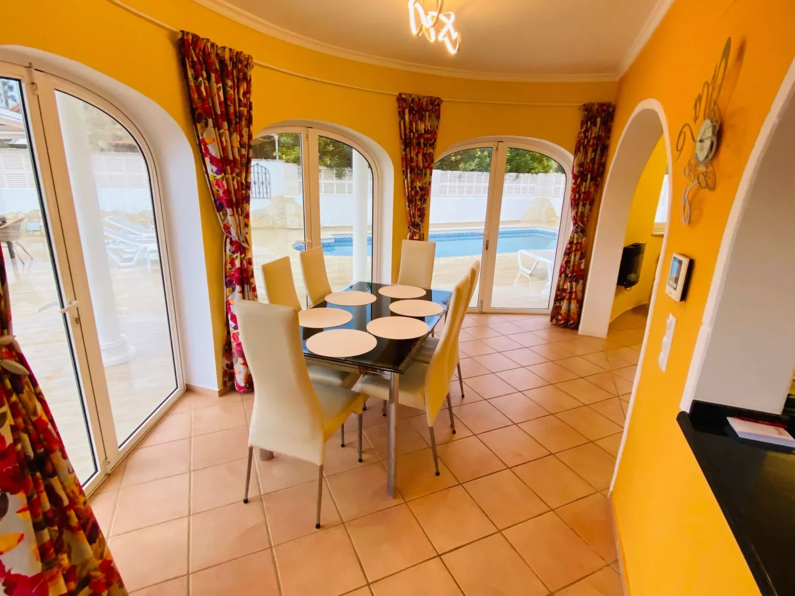 Traumvilla Revoltes-Buiten