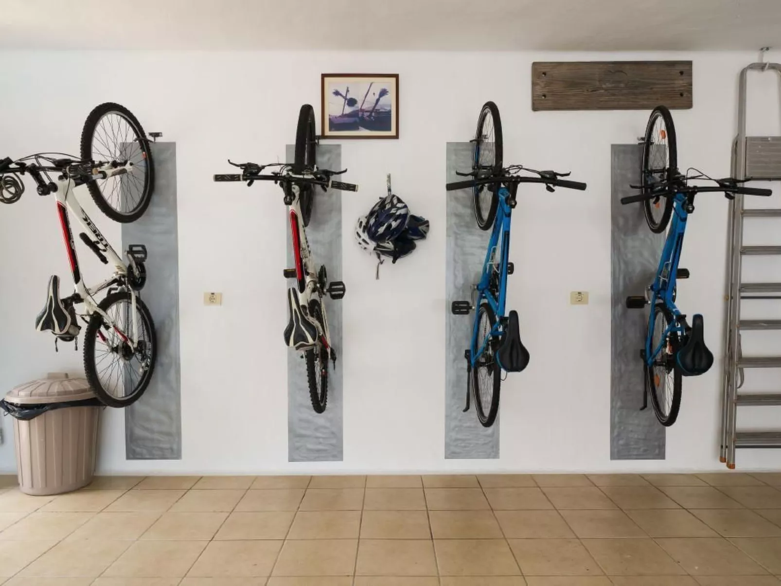 Bauernhaus mit großem Garten und beheiztem Pool-Binnen