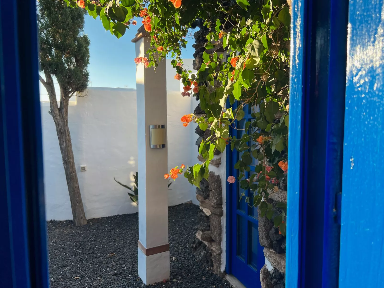 Schön eingerichtetes Bauernhaus - La Finca Yazmina-Buiten