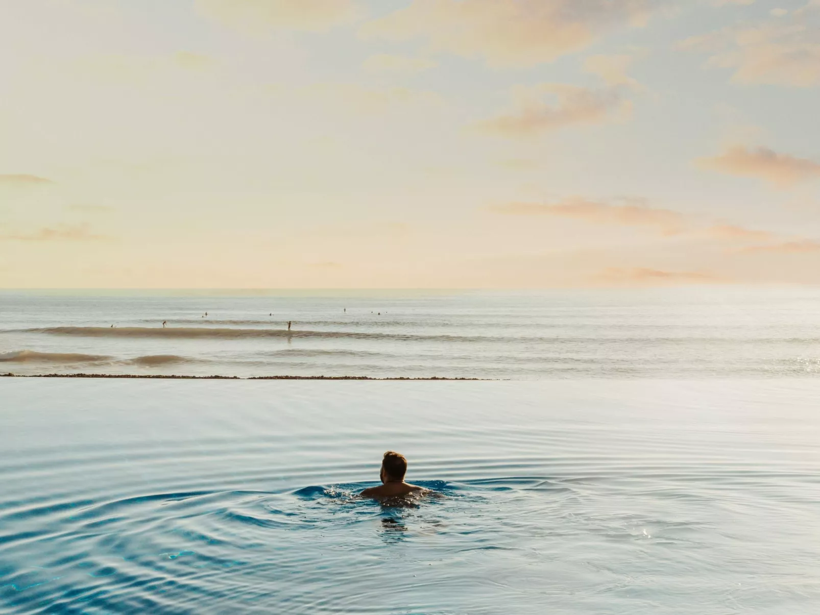 Villa mit Wasserblick-Buiten