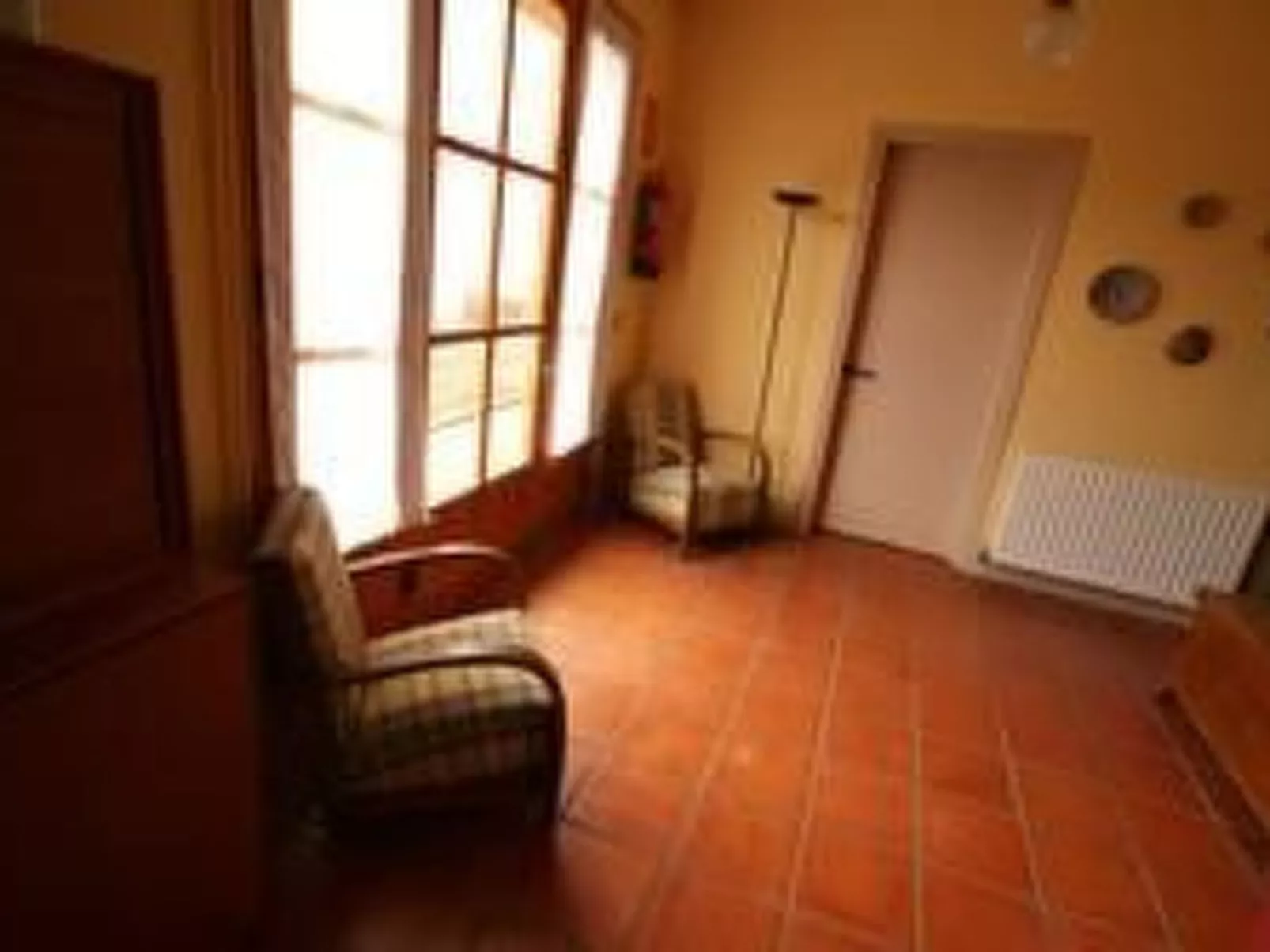 Kleiner Bungalow mit zwei Schlafzimmern.-Binnen