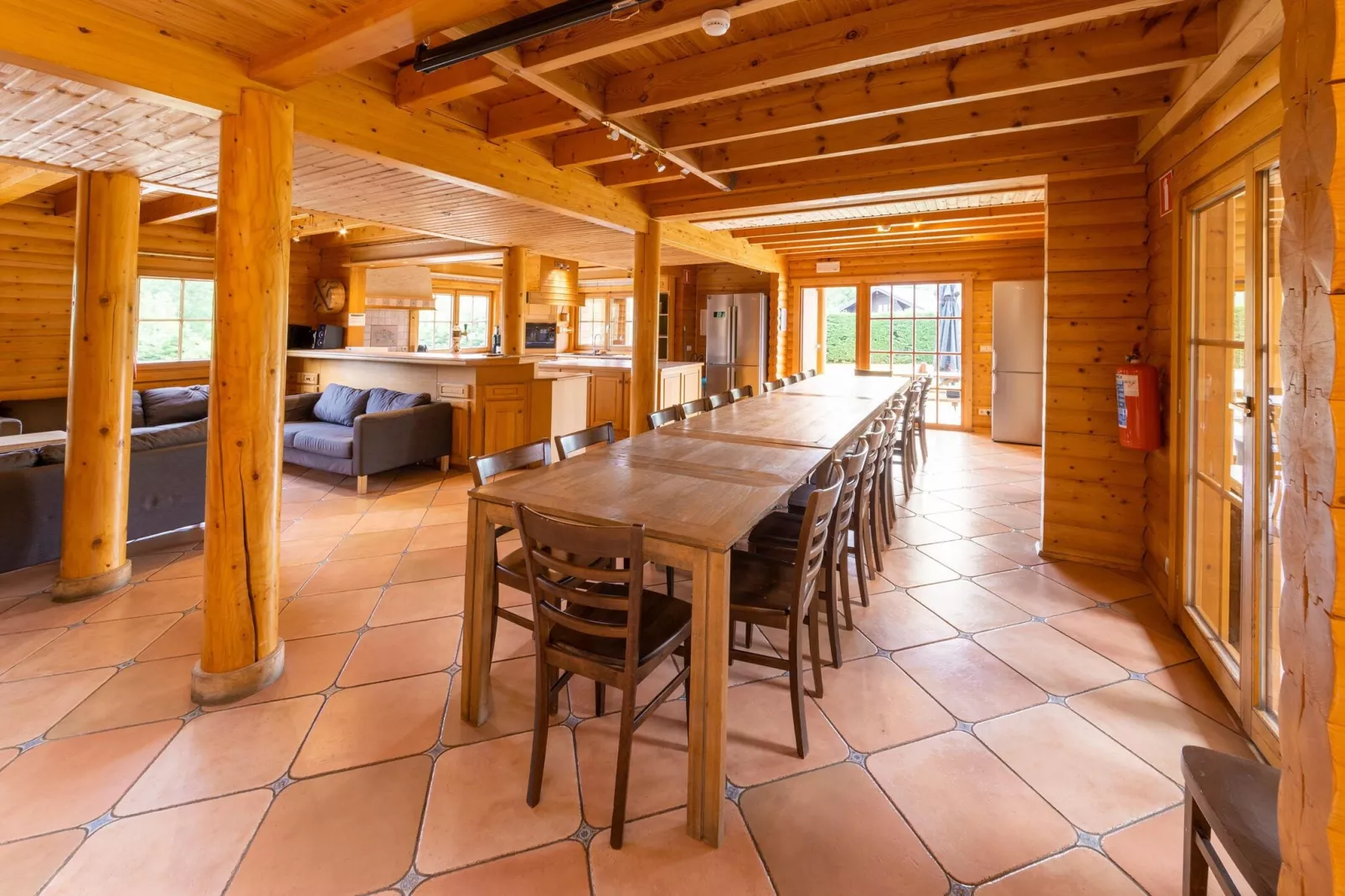 Chalet Californien-Eetkamer