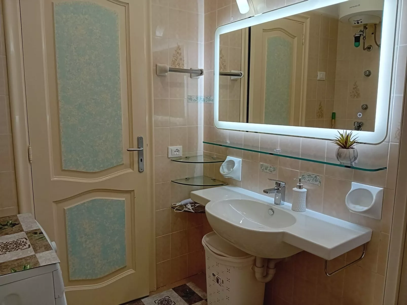 Wohnung mit Privatparkplatz-Image-tags.info