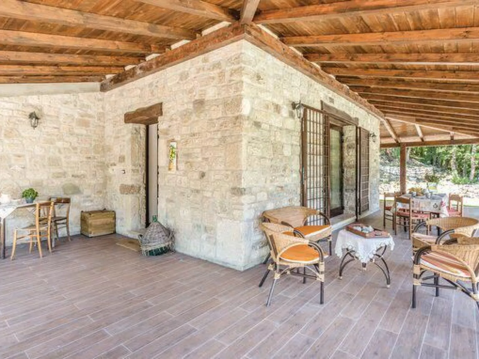 Bauernhaus im grünen Sannio mit Schwimmbad-Image-tags.info