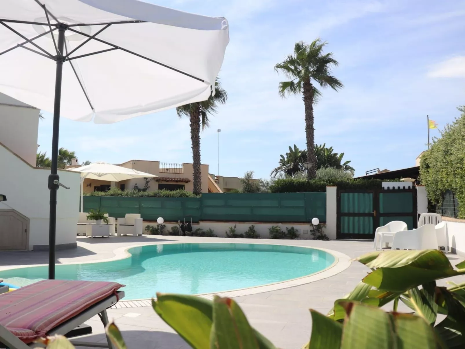 "Die Perle Siziliens" mit Salz-Infiltrationspool-Image-tags.info