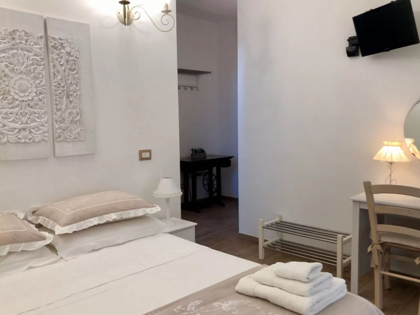 Villa mit atemberaubender Aussicht und privatem Pool-Image-tags.info