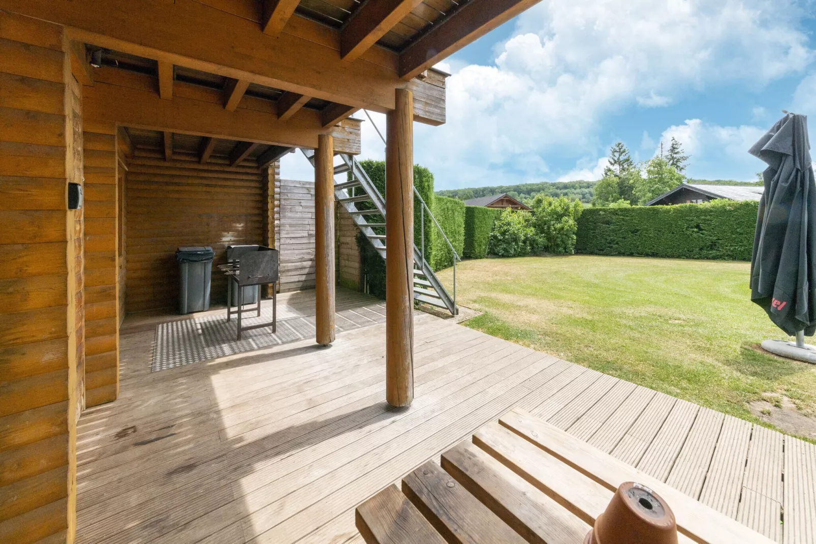 Chalet Californien-Terrasbalkon
