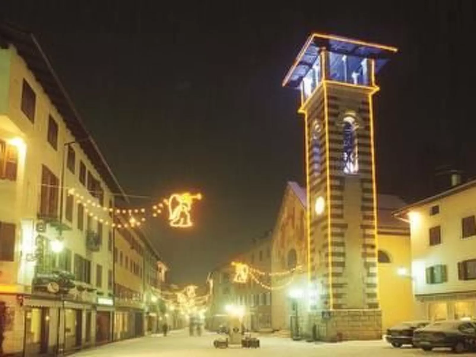 Romantisches Chalet in den Wiesen der Dolomiten-Buiten