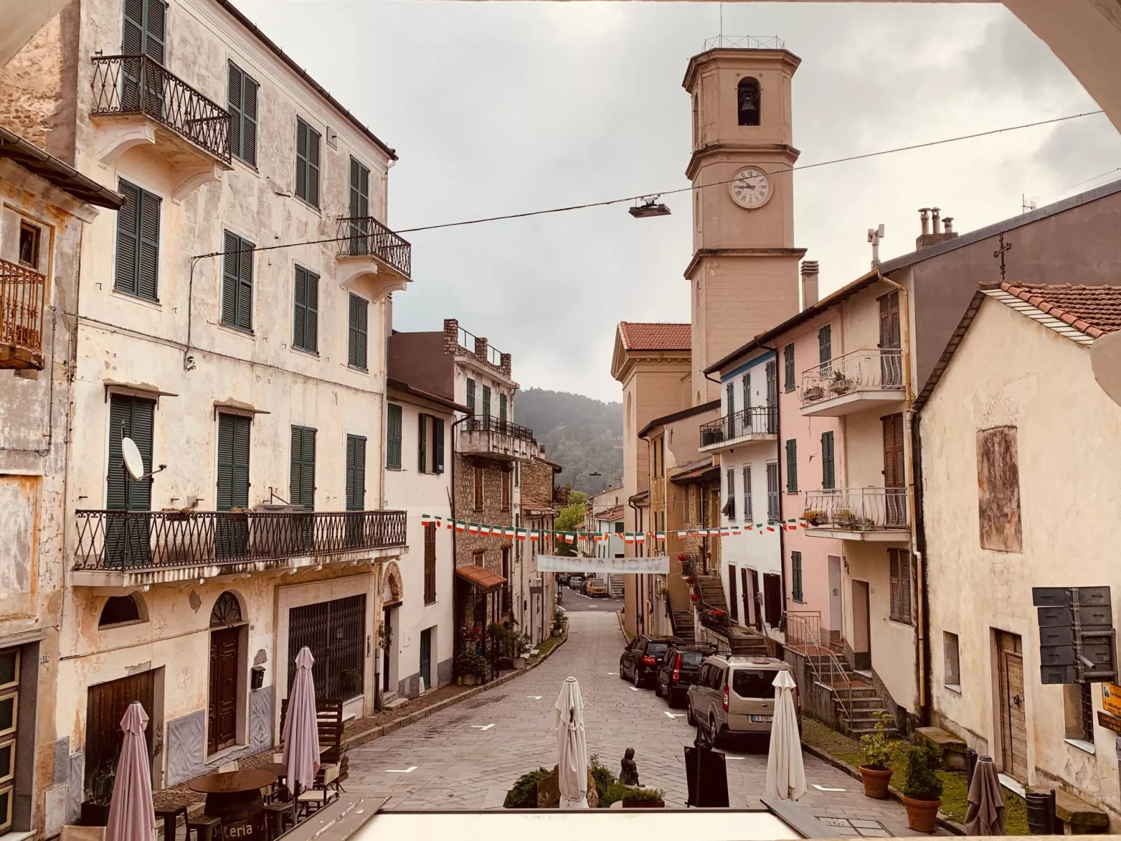 Mountains' View by Holiday World-Buiten