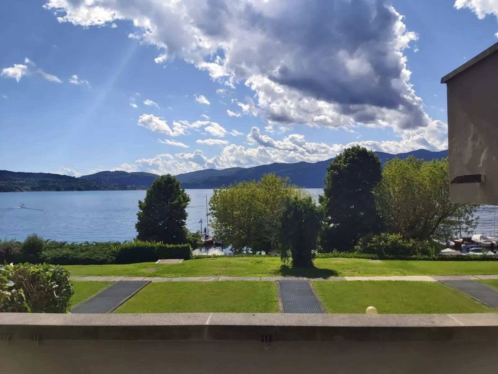 Wohnung 'Ispra Lago Maggiore'-Buiten
