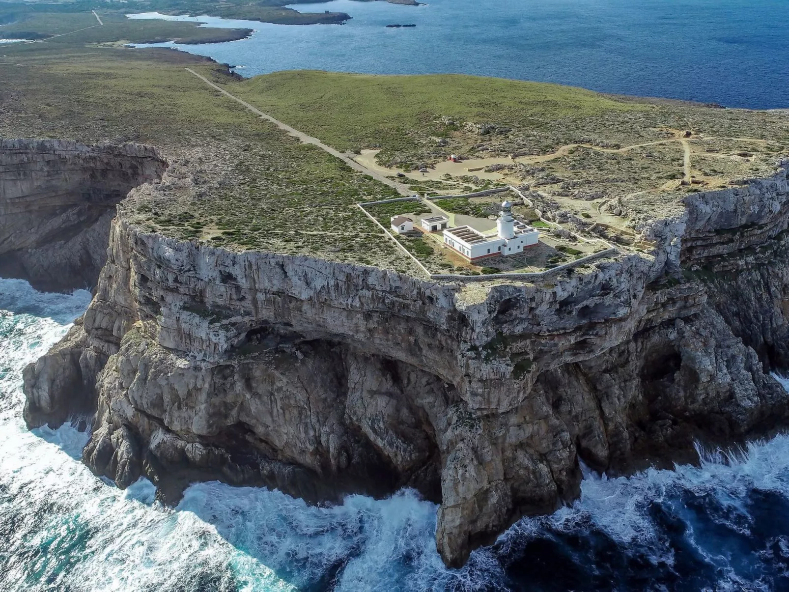 Villa Lucia mit Meerblick und Pool in Santo Tomas - Buiten