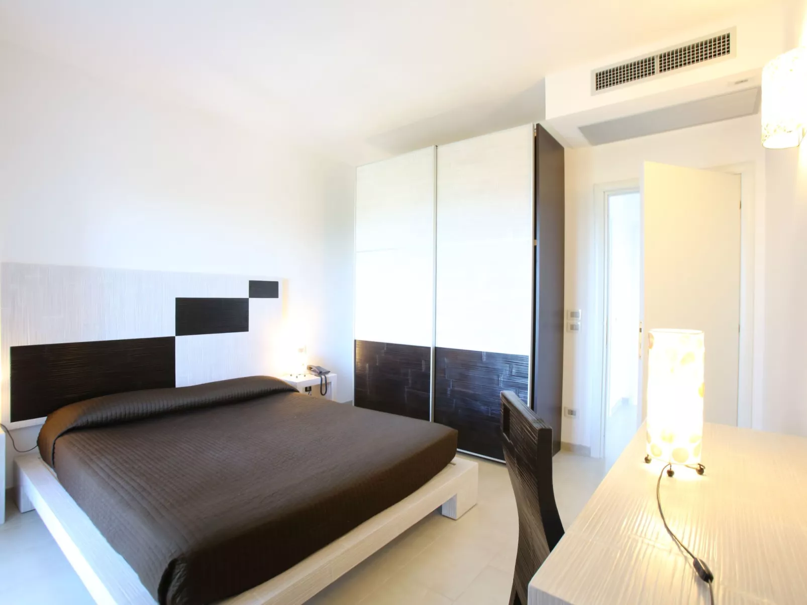 Villa Hecate mit Panoramapool-Binnen