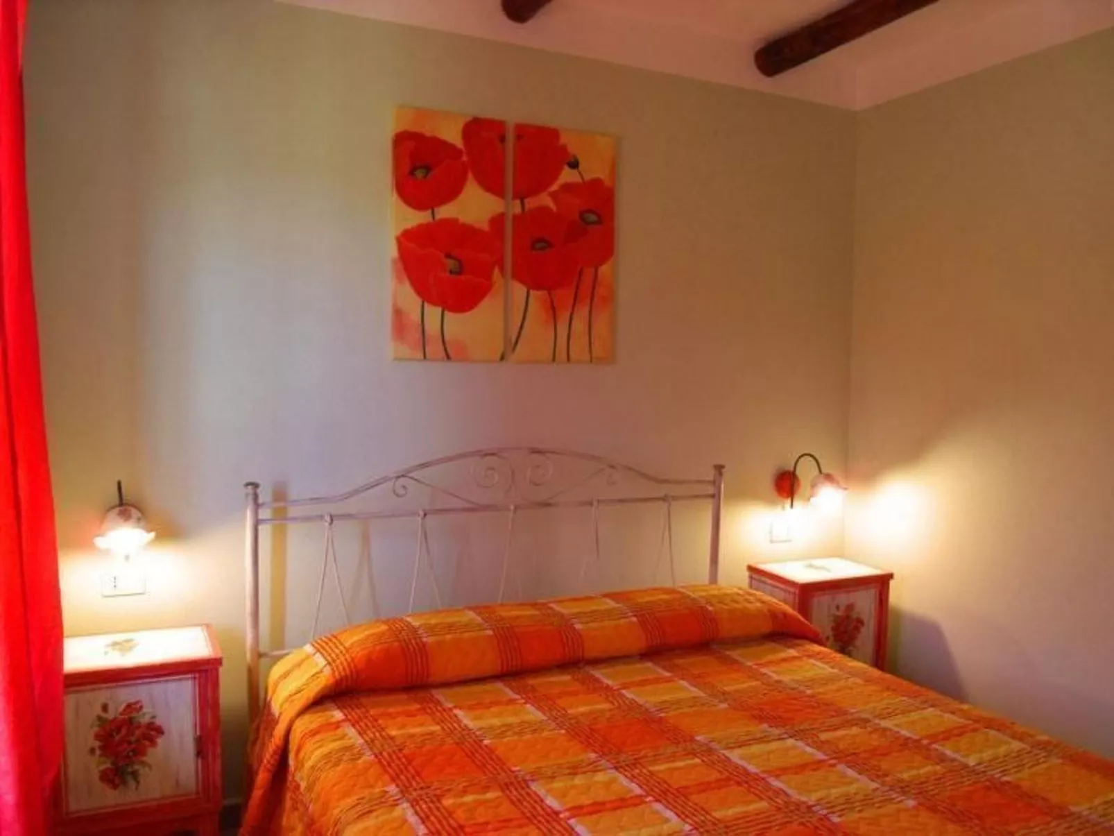 Villa im Grünen mit Schwimmbad, in der Nähe des Meeres-Image-tags.info