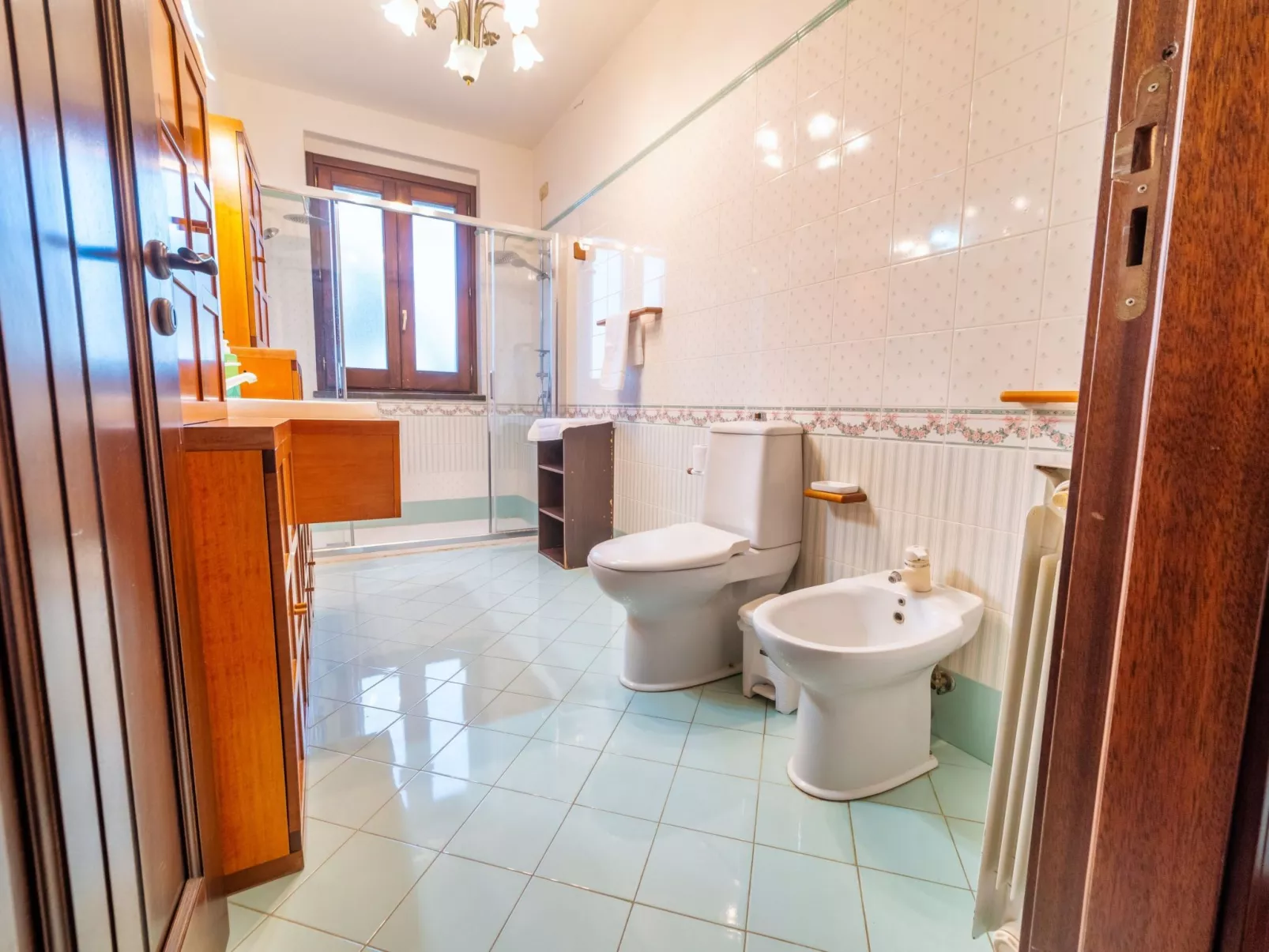 Für 10 Personen in Fiuefreddo di Sicilia, Sizilien (Ostküste von Sizilien)-Image-tags.info