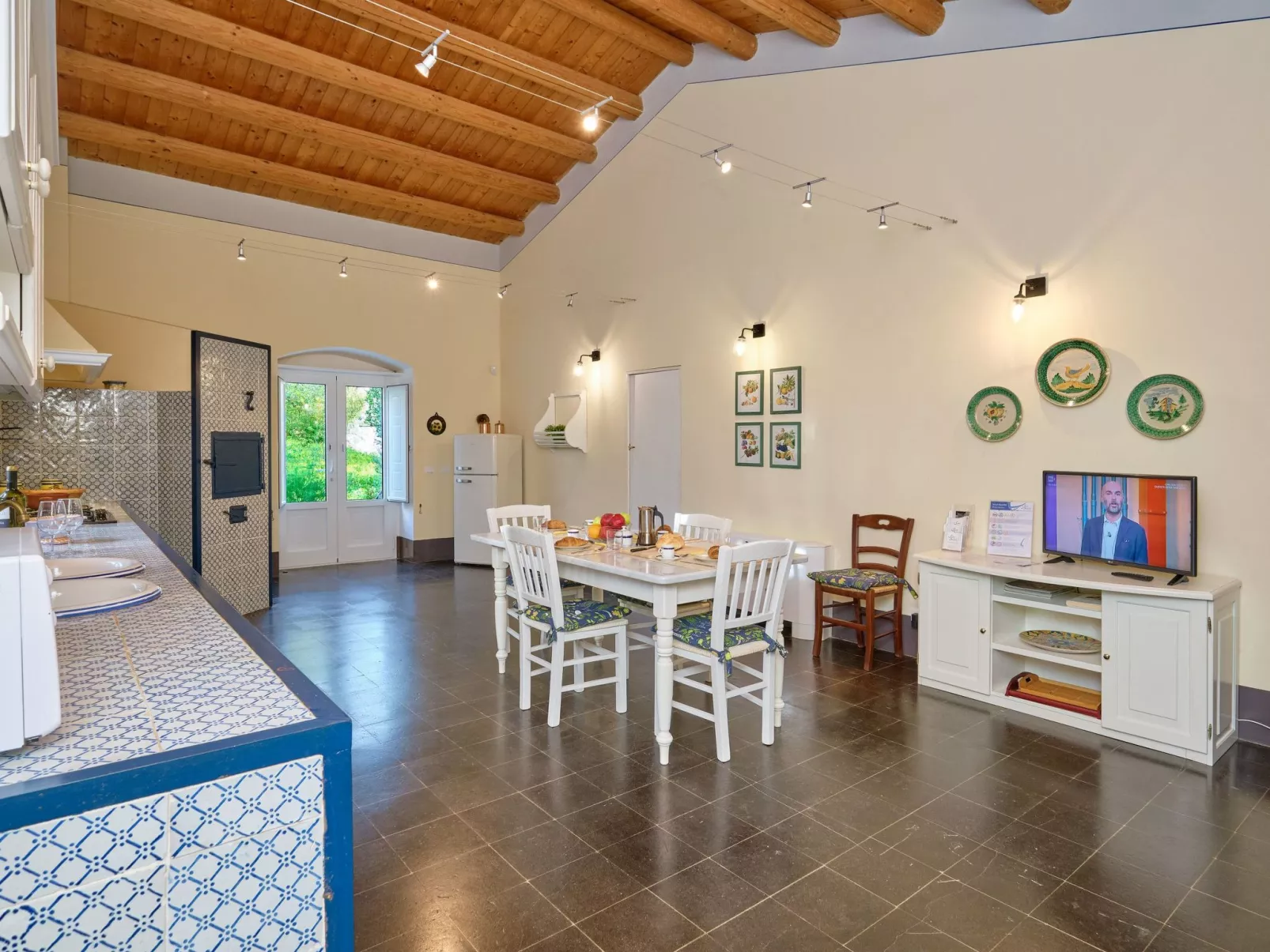 Scifazzo, typisch sizilianische Villa mit Swimmingpool-Image-tags.info