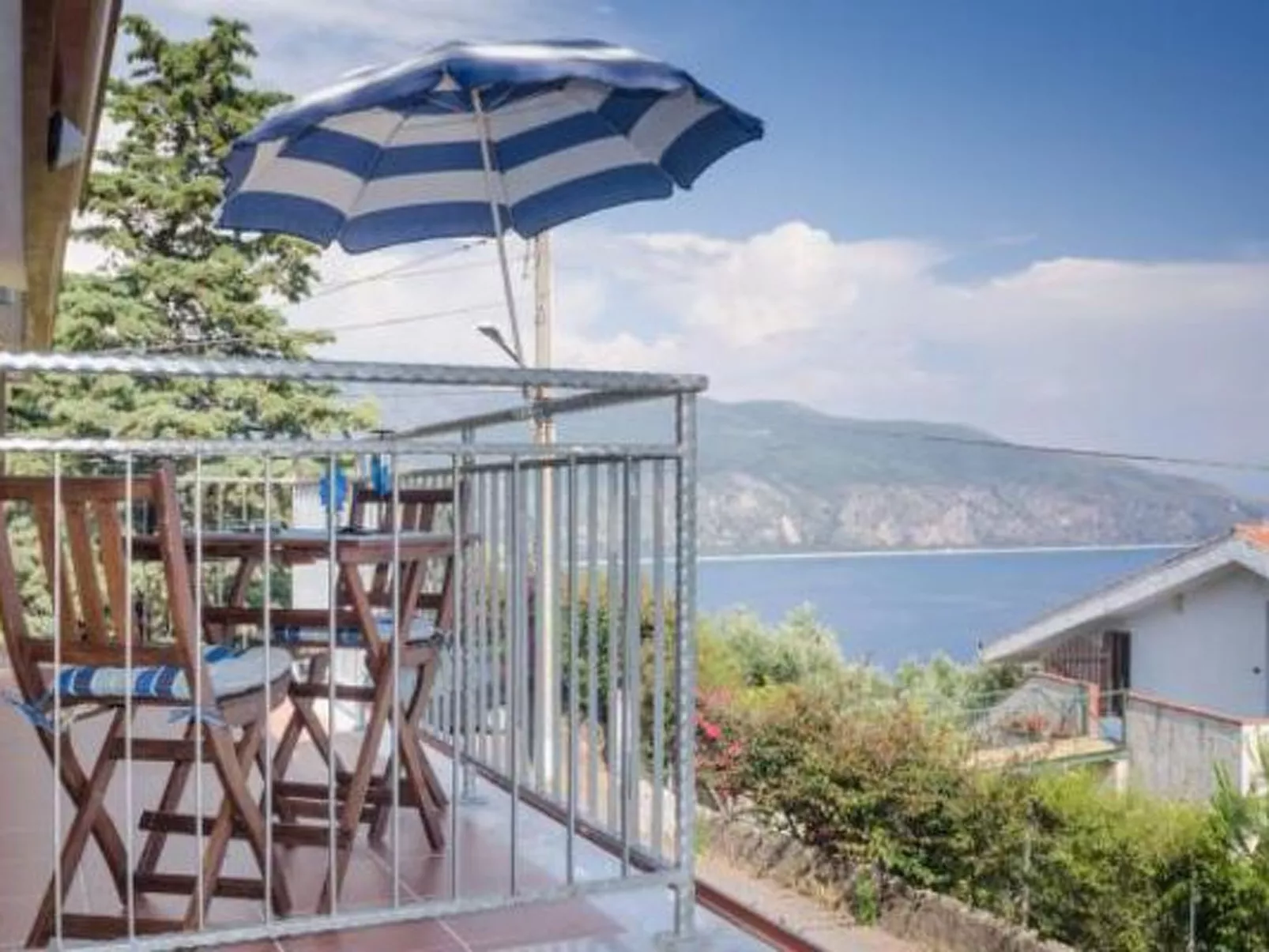 Ro. e Se. in Palinuro DE Blaue Flagge-Binnen