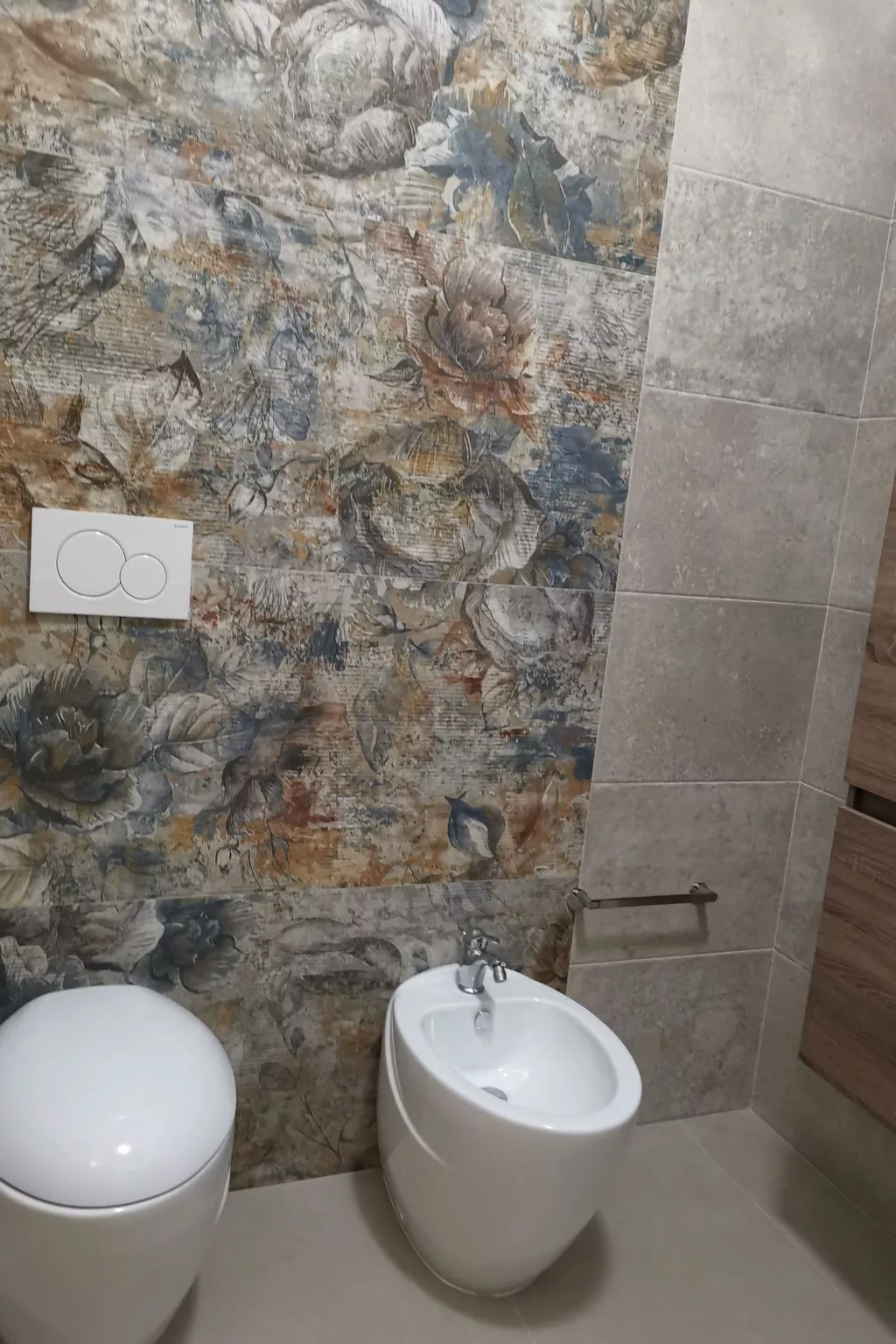 Helle Wohnung in Santa Maria al Bagno-Binnen