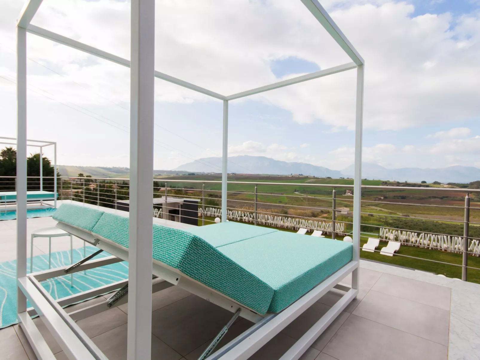 Weiße Luxusvilla-Binnen