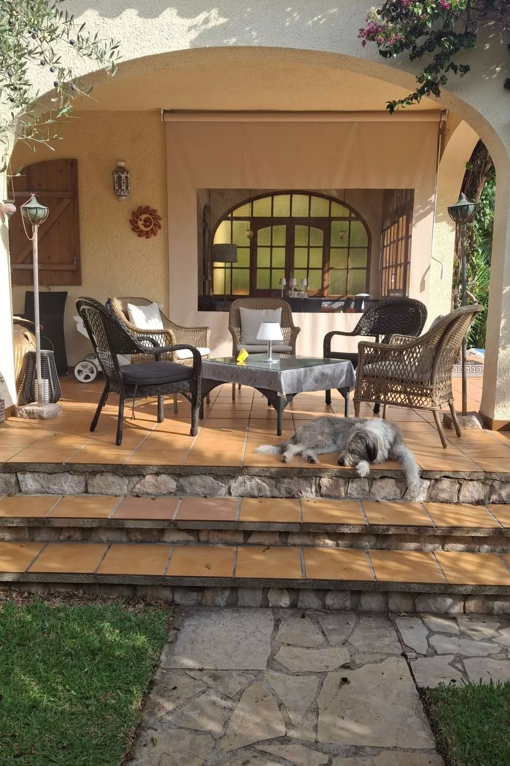 Ferienhaus mit Pool am Meer - Buiten