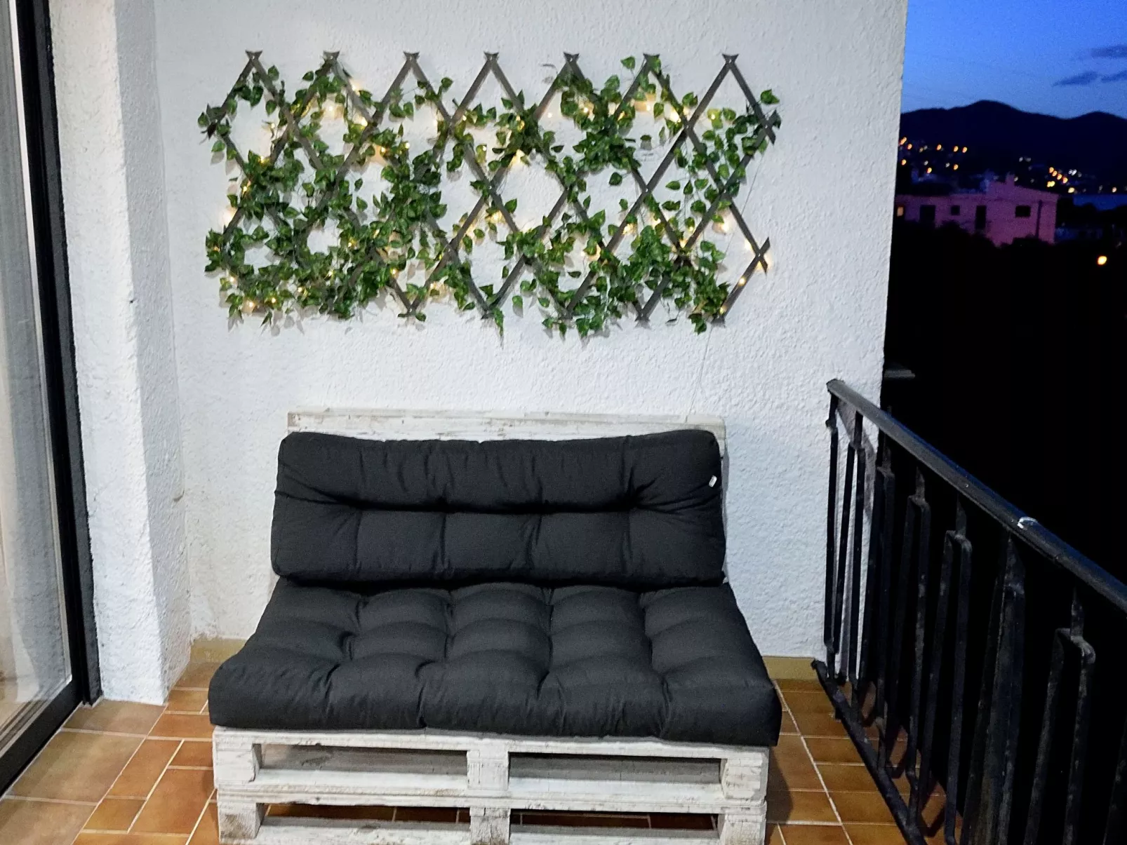 Luxuriöse Wohnung cau del llop-Buiten