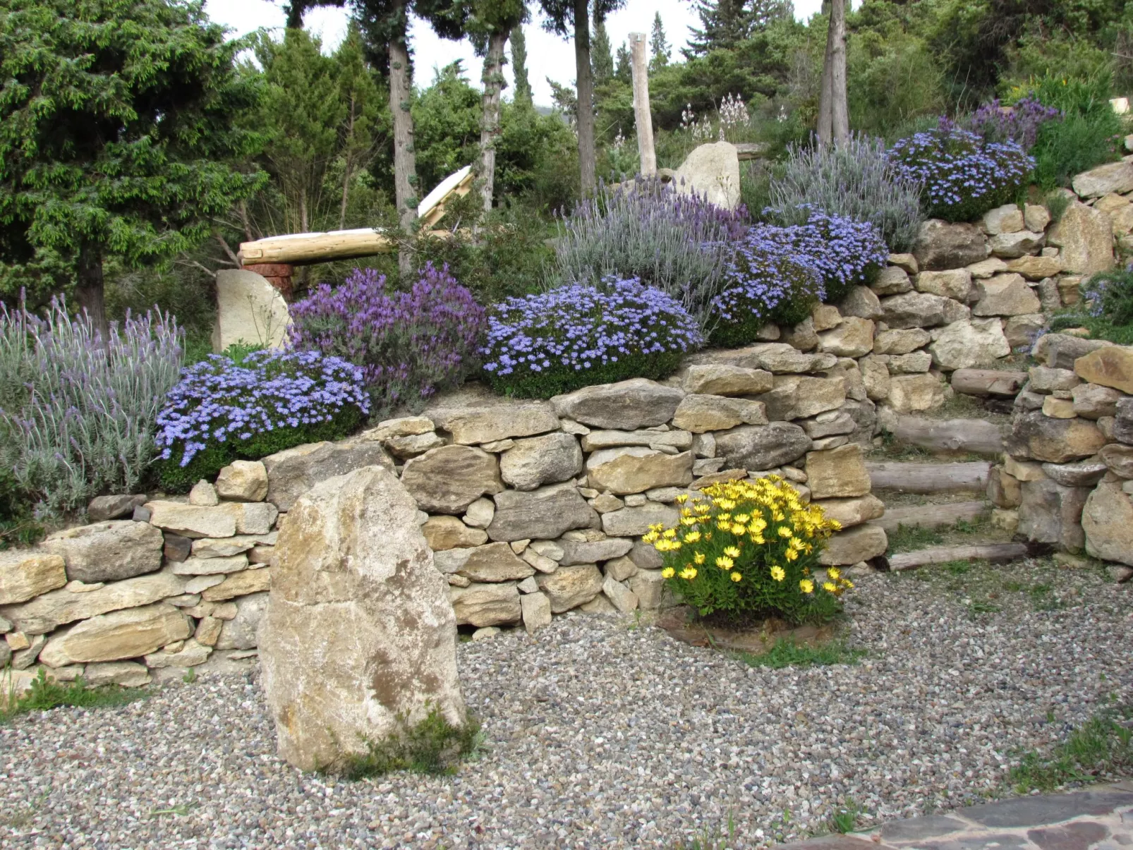 Unterkunft in einer Höhle mit Privatparkplatz-Binnen