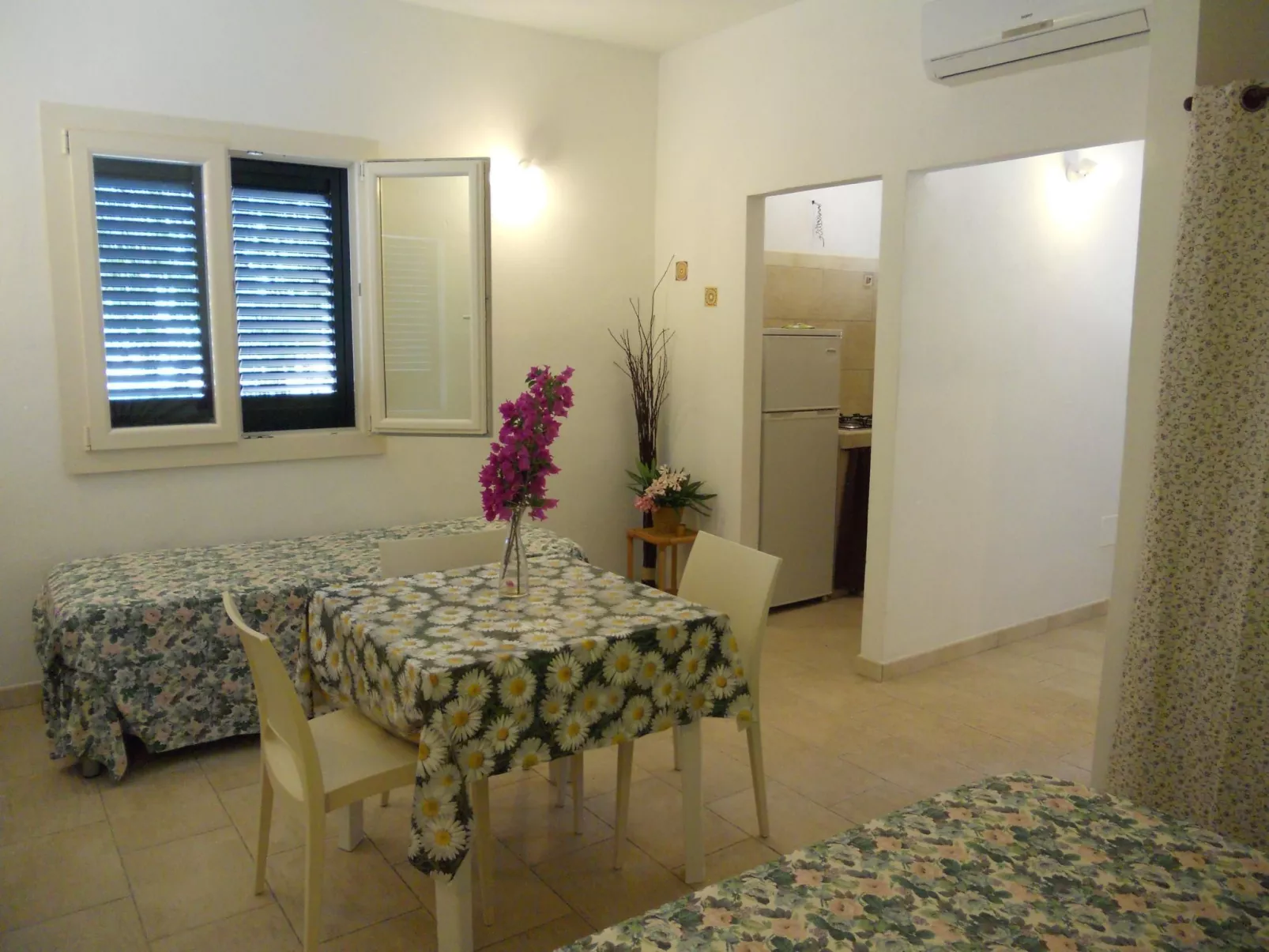 Schönes und gemütliches Studio-Apartment-Binnen