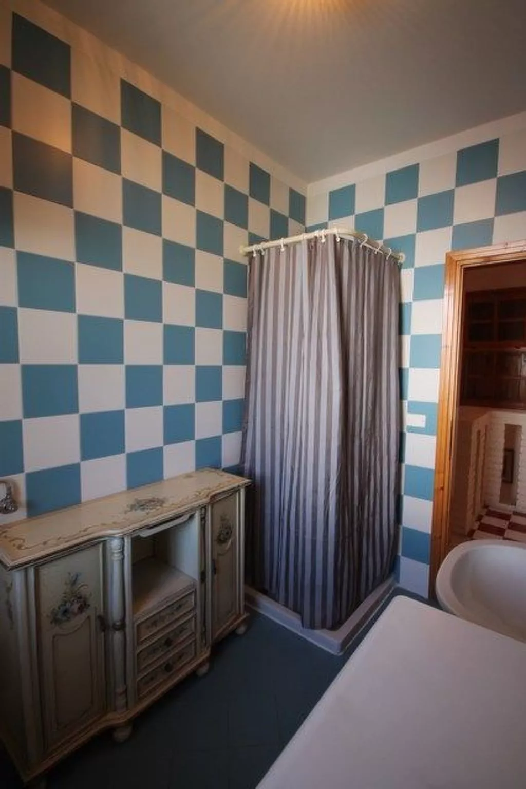 Villa für 8 Gäste mit privatem Parkplatz, 2 Badezimmer-Binnen