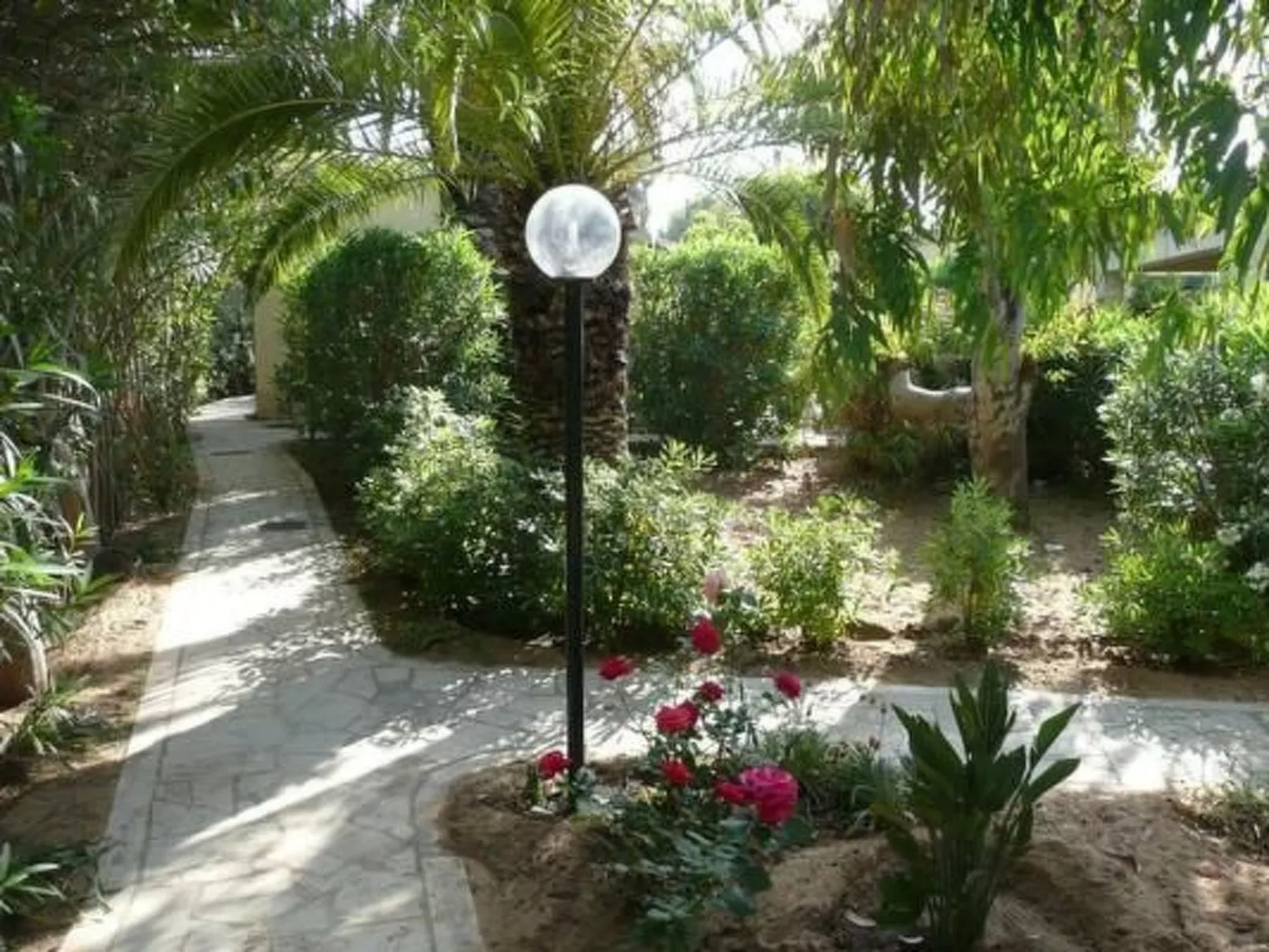 Schöner zentraler Bungalow direkt am Sandstrand auf Sizilien-Buiten