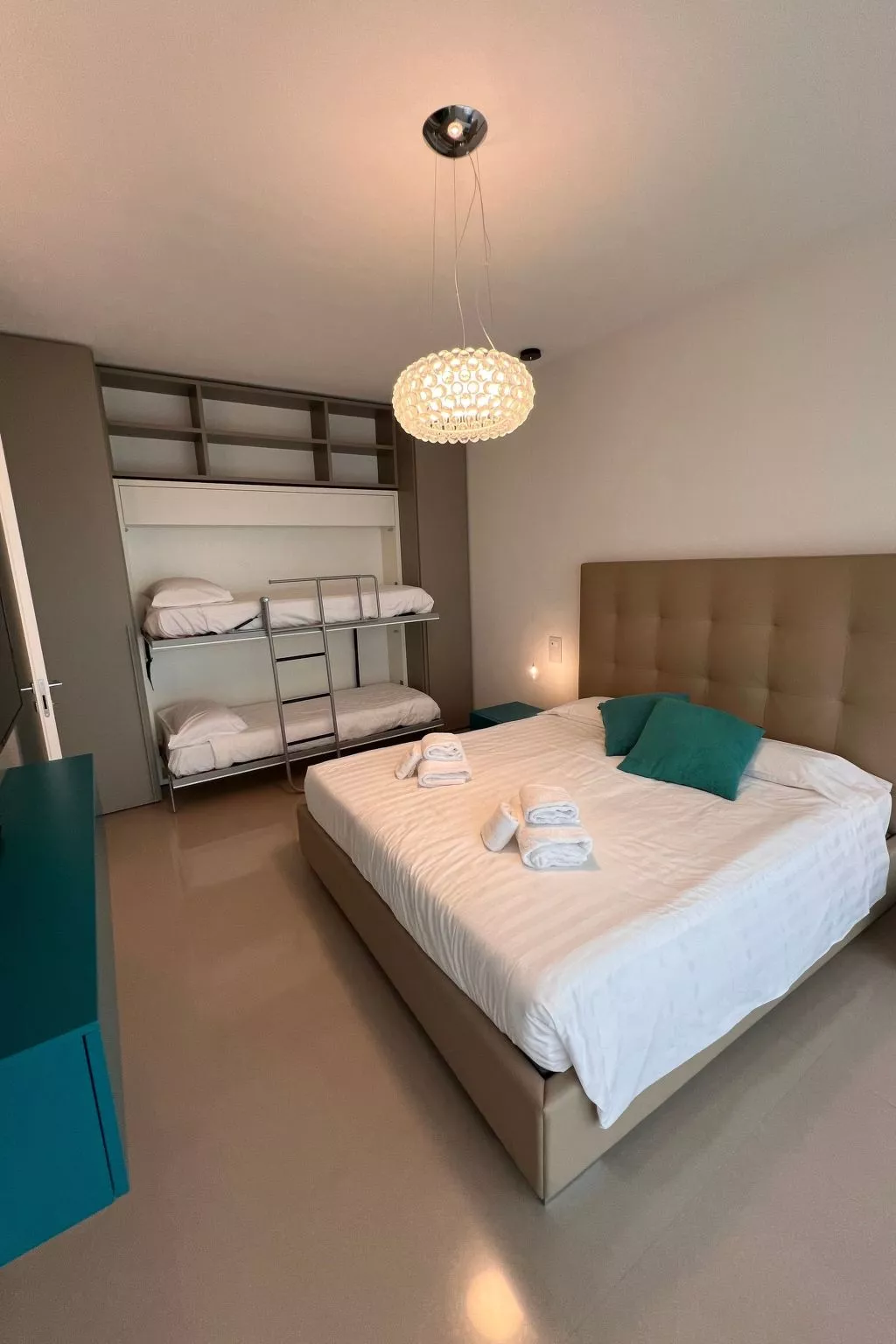 Exklusive Villa Agave mit Seeblick und privatem Pool-Binnen