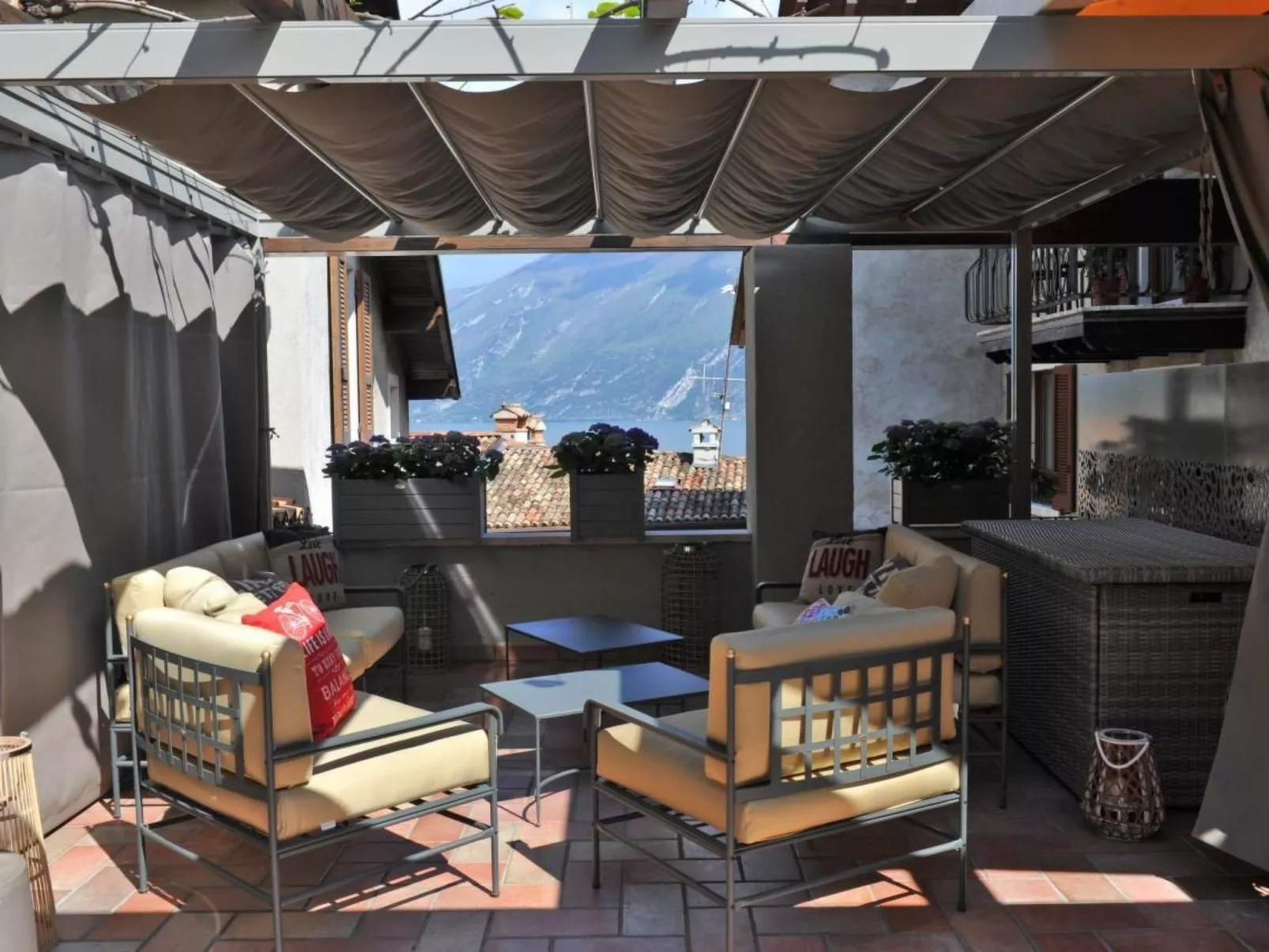 Ein-Zimmer-Wohnung 'Bella Vacanza 7' mit Blick aufs Wasser - Buiten