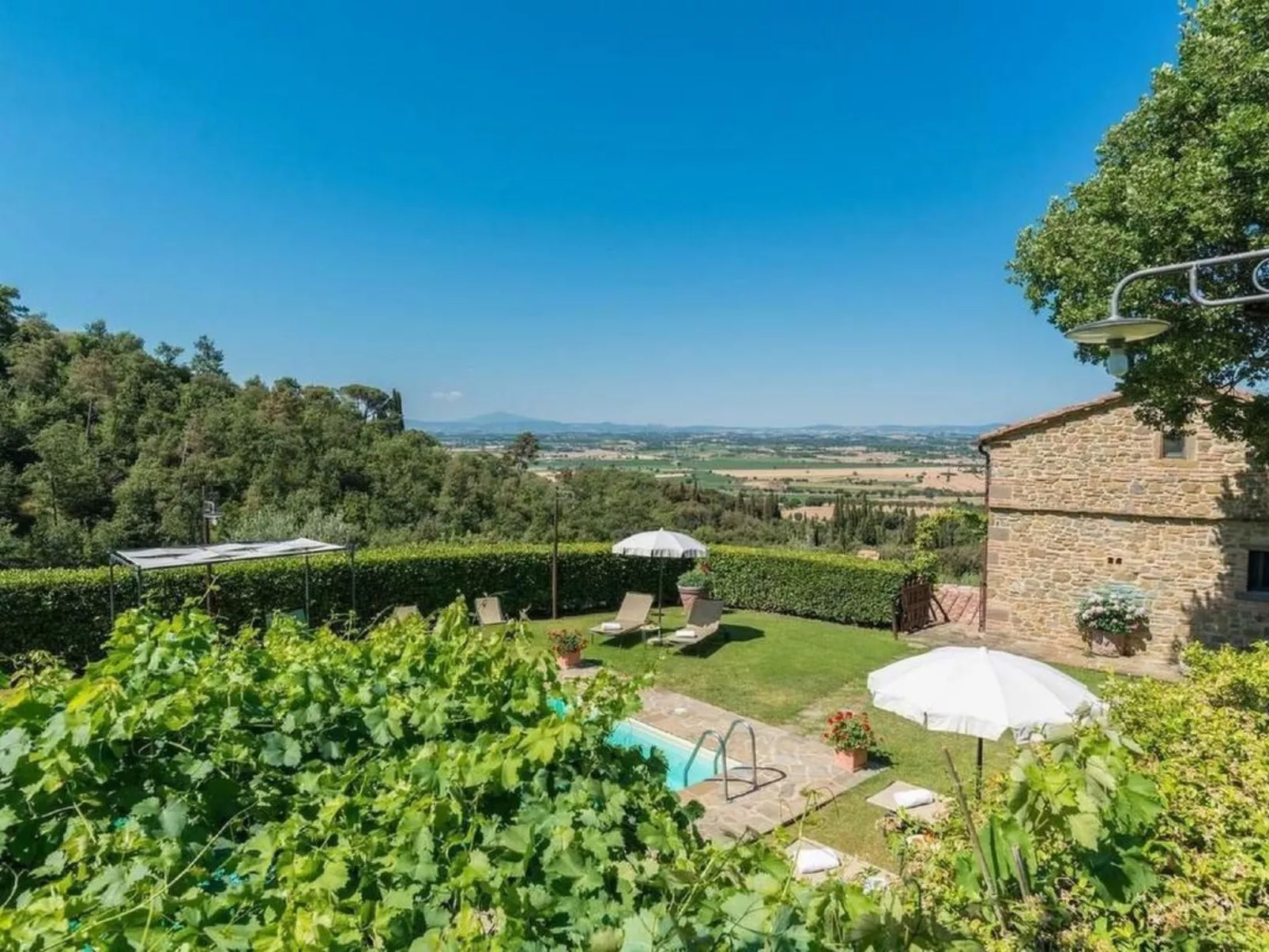 Wohnung in Cortona mit Terrasse, Garten und Grill-Buiten