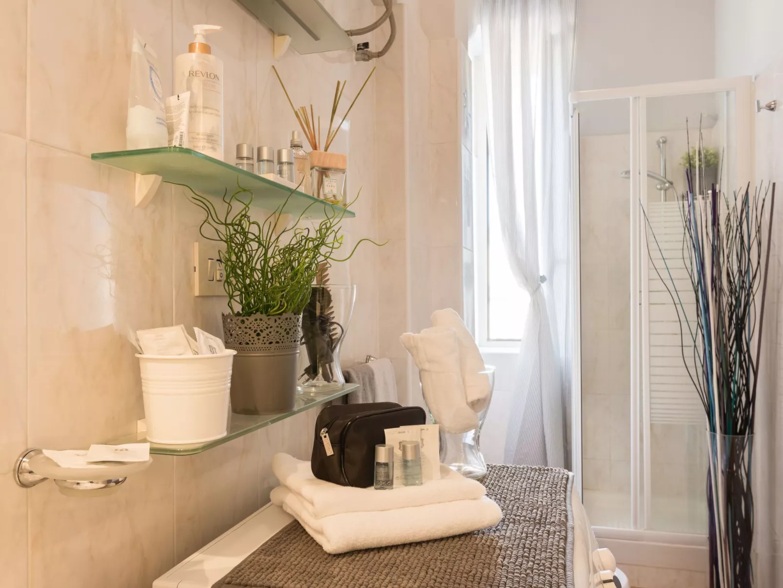 Doppelwohnung einen Steinwurf vom Vatikan entfernt-Binnen