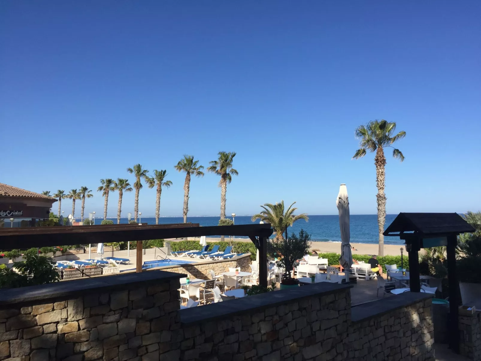 Geräumiges, strandnahes Ferienhaus mit Garten-Image-tags.info