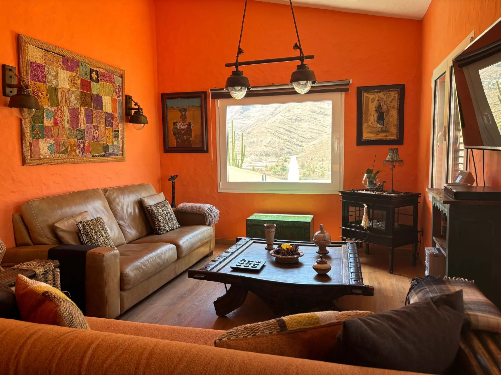 Haus mit Jacuzzi, Blick auf Berge, Meer und Ents-Binnen