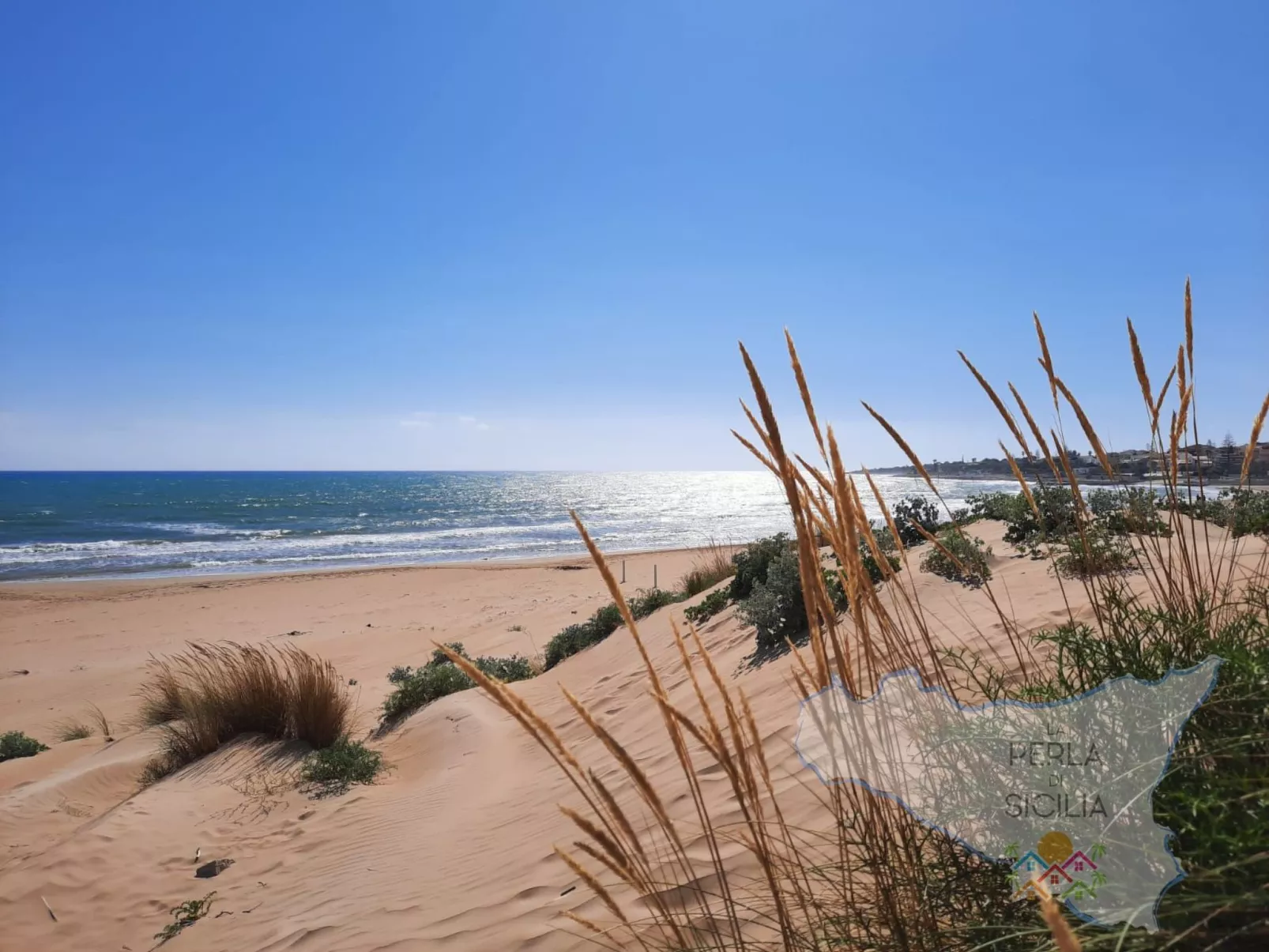 Schöner Bungalow direkt am Sandstrand auf Sizilien-Binnen